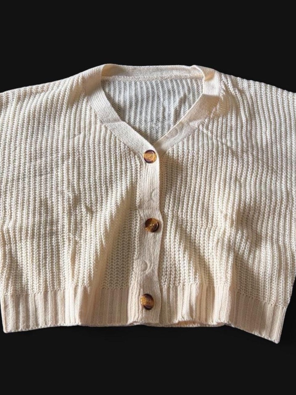Cute cropped cream sweater - Picture 2 of 2